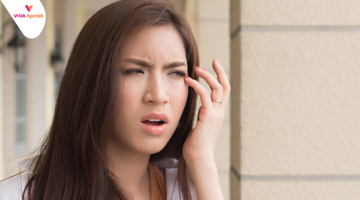 mata kedutan sebelah kiri