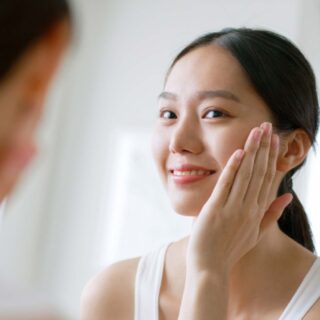 Pelembap Wajah di Apotek