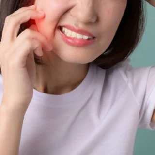 cara mengatasi gusi sakit