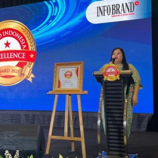 VIVA Apotek Raih Brand Indonesia Excellence Award 2025